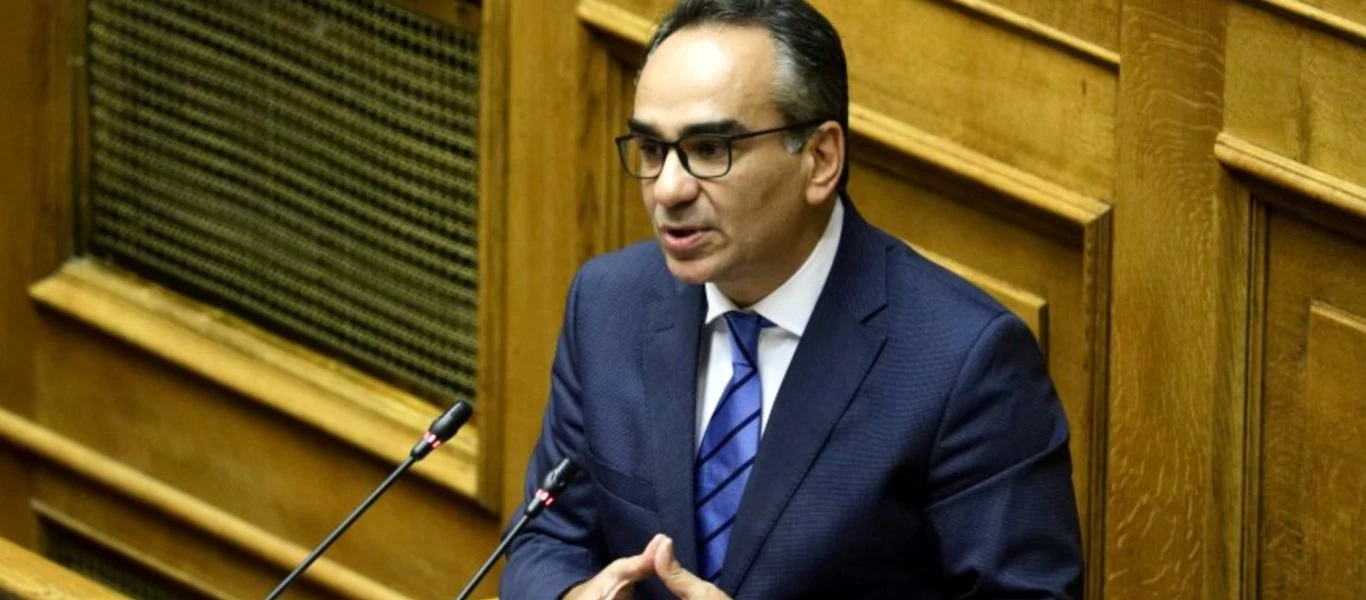 Β.Κοντοζαμάνης: «Ψέματα και συκοφαντίες τ' ότι μένουν άνθρωποι εκτός ΜΕΘ»